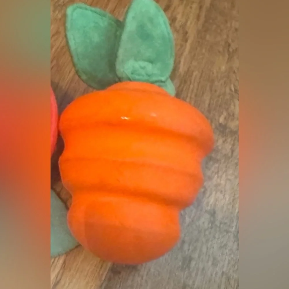 Bark Box Rubber Carrot L dog toy NEW without tags
